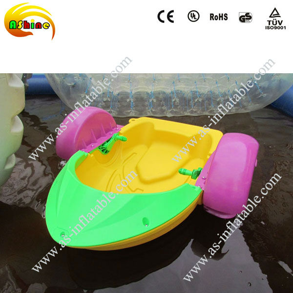 Barca a Pedali Colorata per Ba - Kids Outdoor Water Park recensione e prezzo