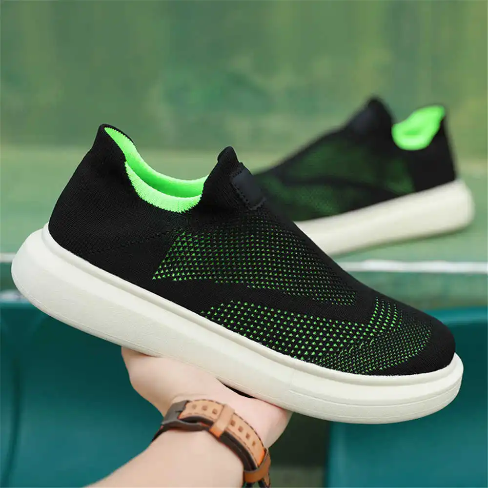 Calze con plateau scarpe marro - Kids Outdoor Play Ideas recensione e prezzo